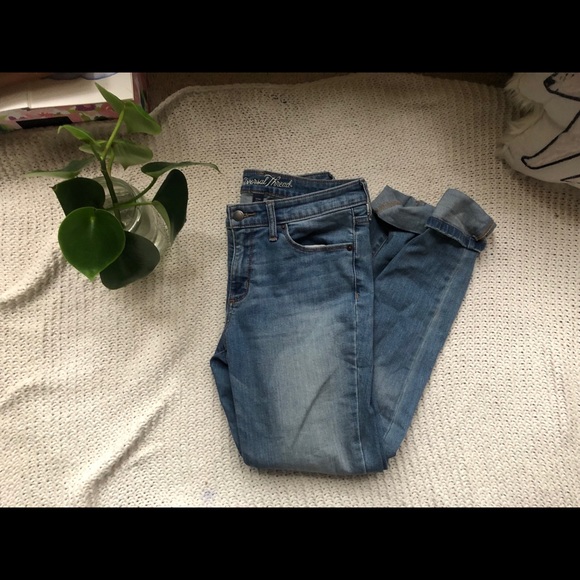 Mid Rise Skinny Distressed Jeans Universal Thread - Picture 2 of 2